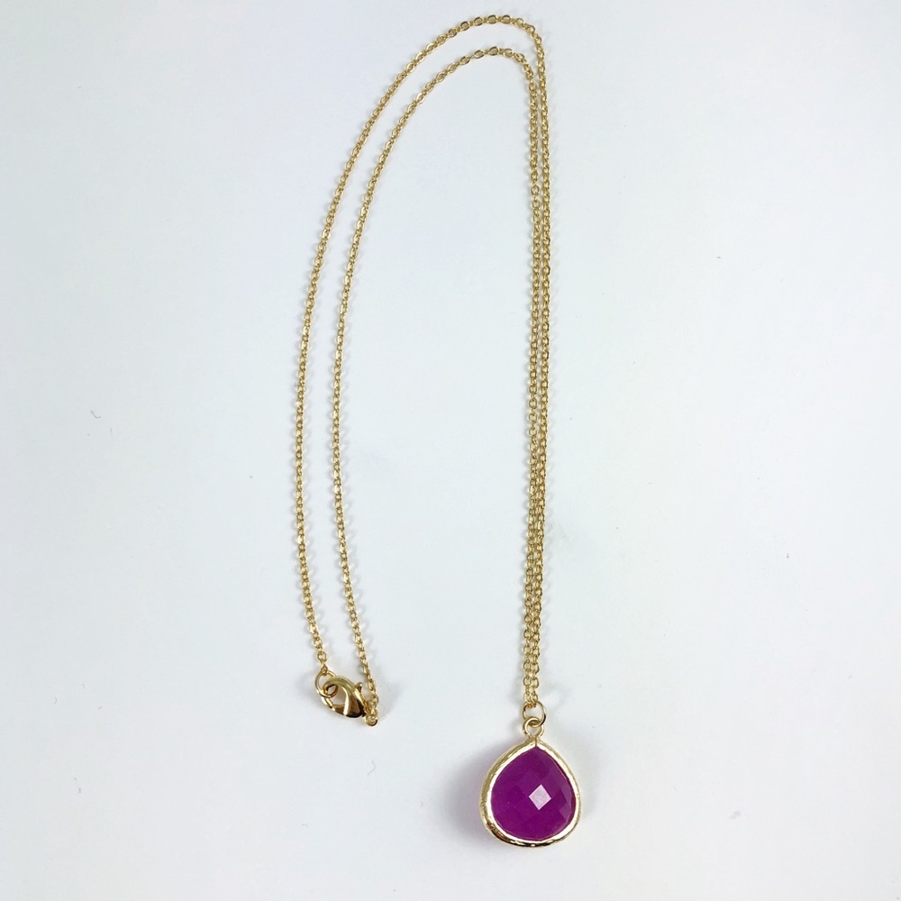 ✨HP✨ Beautiful Sparkle Gold Glass Pendant Necklace
